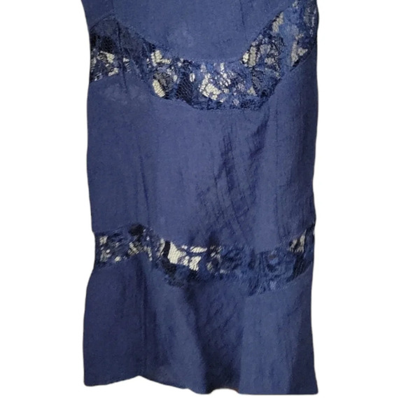 New Directions Off the Shoulder Top - Picture 3 of 4